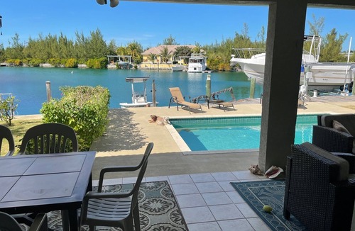 Bahama Reef House | Beautiful Canal Front Gated Property With Pool!