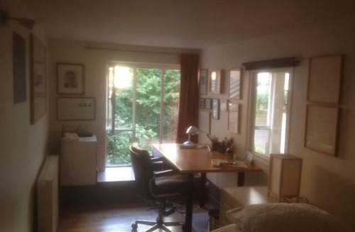 Montparnasse House | Beautiful, family friendly & Quiet House Near Luxembourg Gardens