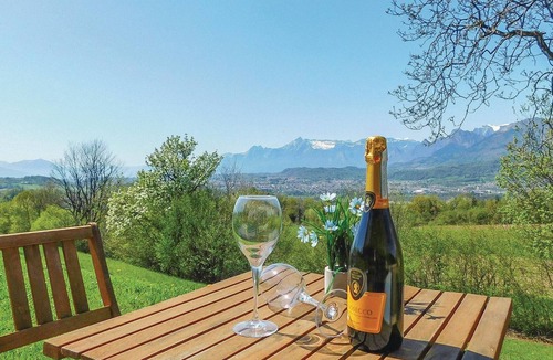Belluno House | Beautiful home in Belluno BL with WiFi