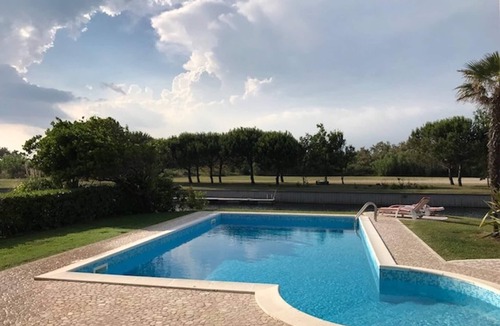 Rosolina Villa | Beautiful Modern Villa in Albarella by Beahost