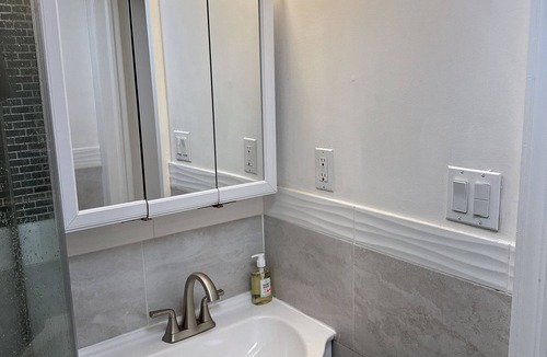 East New York Apartment | Beautiful Room in comfortable home