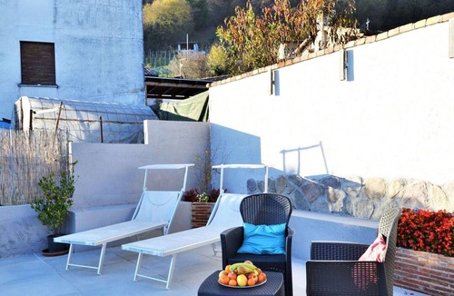 Miane Apartment | Belvilla by OYO Ginetta 8