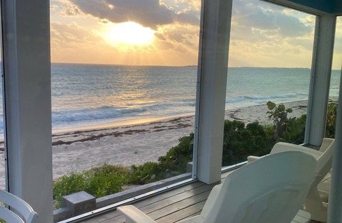 Green Turtle Estates House | Bennett House Beautiful New Oceanfront Home with new pool