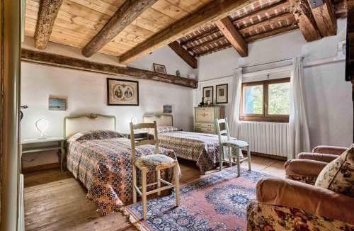 San Pietro Viminario Villa | Big Scuderia Country Mansion 5500SquareFeet