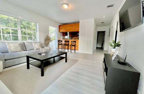 Alice Town Apartment | Bimini Vacation Apartment - APT#5