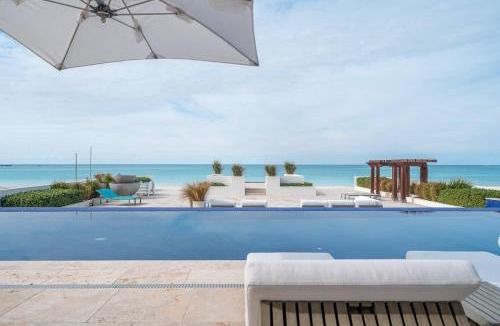 Alice Town House | Biminis Beachfront Dream Villa