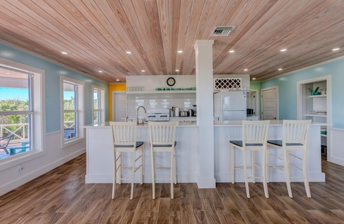 Hope Town Villa | Blue Tang - Newly Renovated Bahamian Villa, minutes to the ocean!