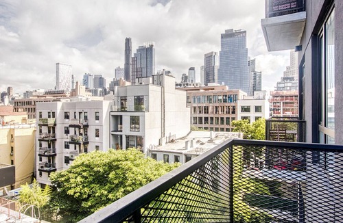 Boerum Hill Apartment | Blueground | Boerum Hill, rooftop, nr Brooklyn Bridge