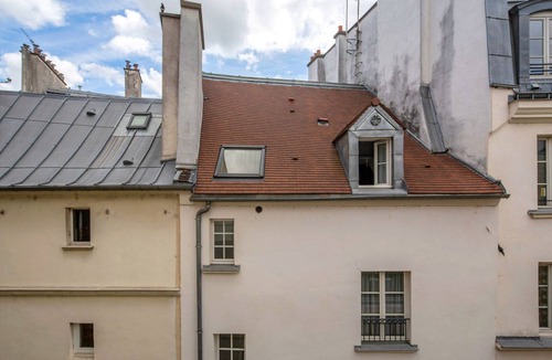 Saint-Germain-des-Pres Apartment | Blueground | Saint Germain des Prés, furnished