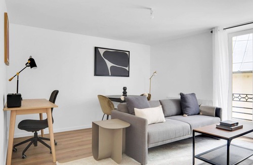 Saint-Germain-des-Pres Apartment | Blueground | Saint Germain des Prés, furnished