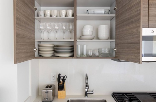 Sutton Place Apartment | Blueground | Sutton Place, view, nr Central Park