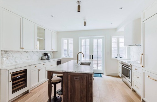 Greenwich Village House | Blueground | West Village, AC, balcony, nr landmarks