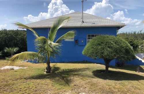 James Cistern Villa | Blueskies, a Gorgeous Vacation House in Rainbow Bay, Eleuthera