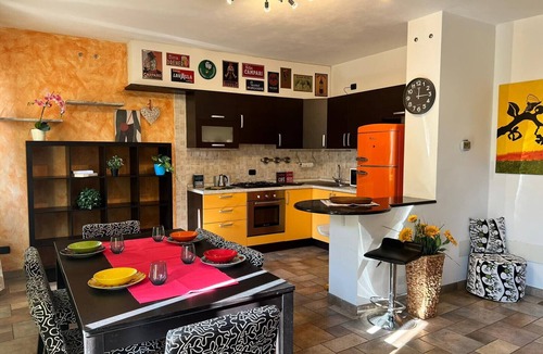 Comabbio Apartment | Bnbook Apartment La Casaccia
