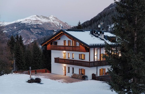 Livinallongo del Col di Lana Apartment | Borésc with private bio sauna