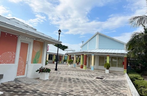 Alice Town House | Boat Slip Rental- Fisherman Village, Bimini Bay