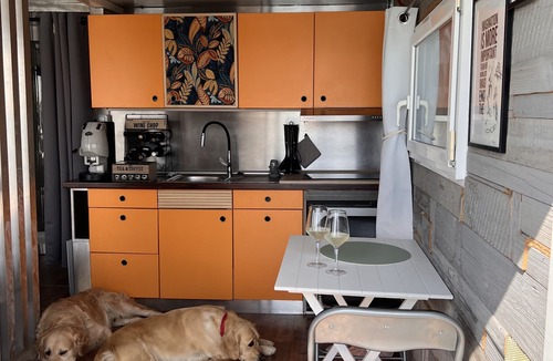 Porto Levante Boat Rental | Boathouse "Floating Home Delta del Po" with Terrace, Whirlpool & Wi-Fi