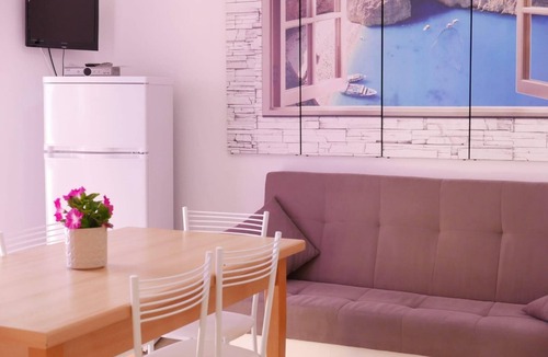 Bibione Apartment | Boschetto two-room flat with air conditioning a few steps away from the beach