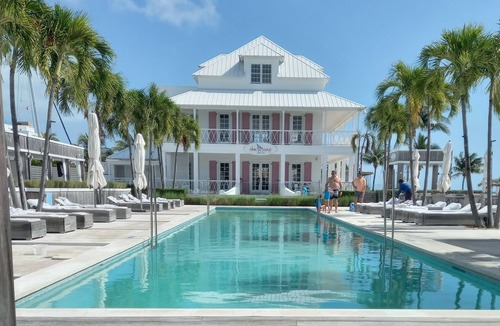 Palm Cay Apartment | Bougainvillea! Luxury apartment, marina & beach access!n10/10 Excellent!