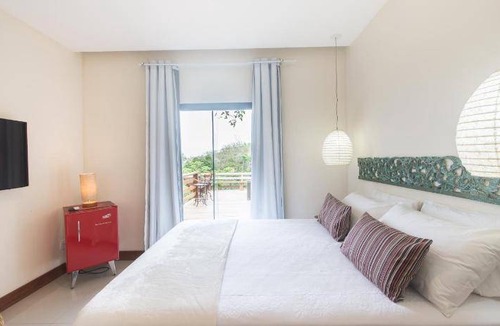Ferradurinha House | 180 m² House ∙ 4 bedrooms ∙ 8 guests