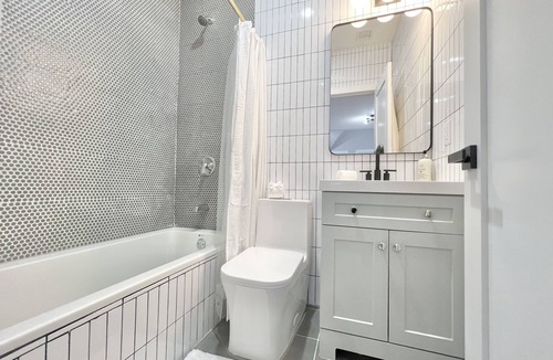 Port Morris Apartment | BRAND NEW Minutes to center of NYC 3 baths