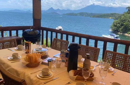 Angra dos Reis House | BRAZILIAN INDONESIA