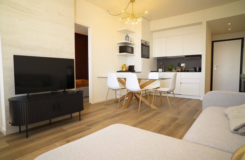 Lesa Apartment | Brezza Azzurra | Lake View & Pools