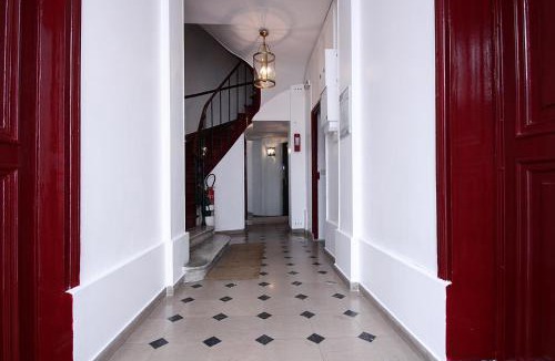 Champs-Elysees Apartment | Bridgestreet Champs-Elysées