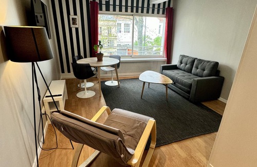 Quartier de la Goutte-d'Or Apartment | Bright Apartment near Montmartre 'Amélie'