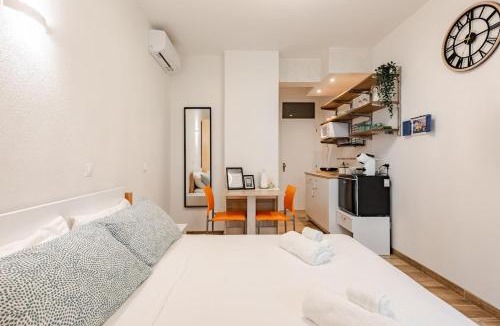 Chioggia Apartment | Bright Summer Studio Pool-Parking -30m dal Mare