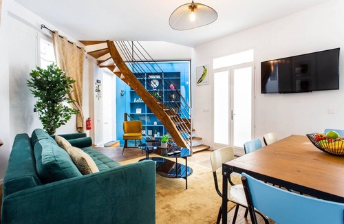 Quartier de Rochechouart Apartment | Bright Triplex - 4BR/10P - Moulin Rouge