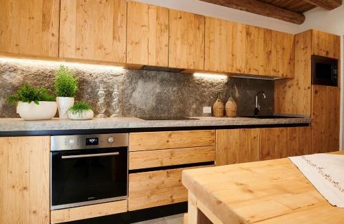 Chies d'Alpago Apartment | Brocheta Guest House, immersa nella natura