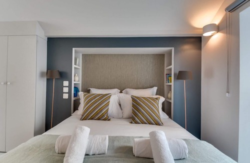Quartier du Petit-Montrouge Apartment | Brune III - Three Bedroom Apartment, Sleeps 8