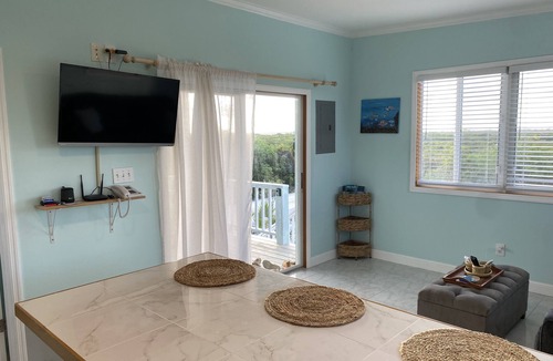 Morris Settlement House | The Palm Tree Hideaway!