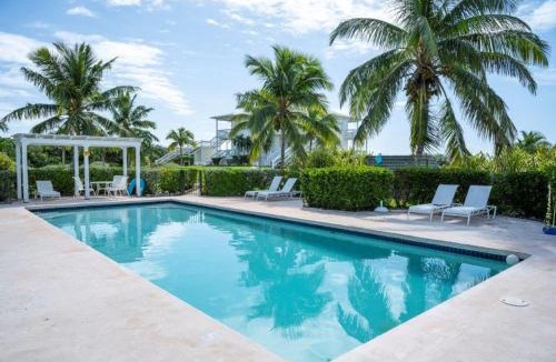 James Cistern Apartment | Buttonwood Reserve Two Entire Building Duplex