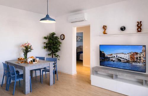 Marghera Apartment | Ca' della Seta Free Private Parking Venice 15'