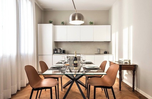 Santa Maria in Stelle Apartment | Ca' delle Contesse Elegant 2BR apartment in Liberty villa spectacular view!