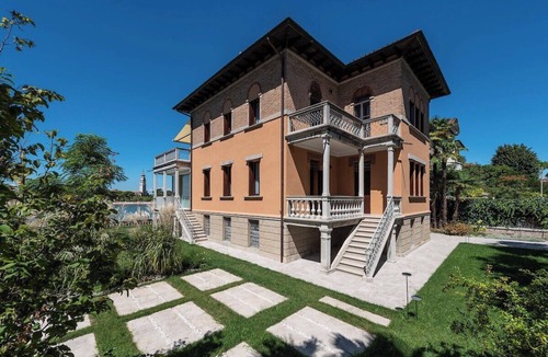 Santa Maria in Stelle Apartment | Ca' delle Contesse Elegant 2BR apartment in Liberty villa spectacular view!