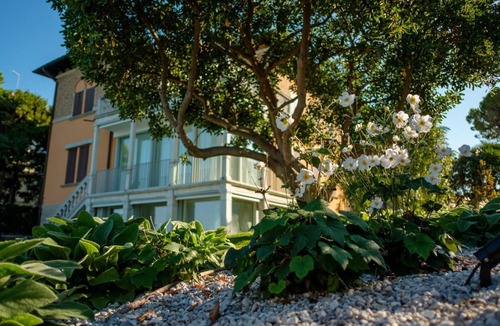 Santa Maria in Stelle Apartment | Ca’ delle Contesse Luxe Waterfront Liberty Villa