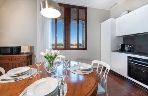 Santa Maria in Stelle Apartment | Ca' delle Contesse Luxury waterfront apartment