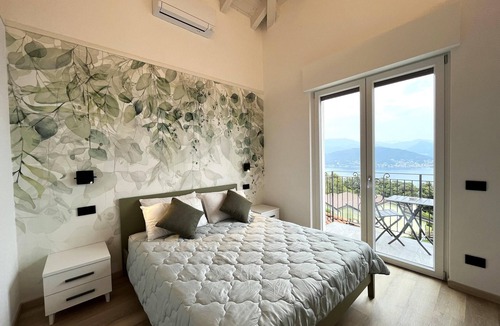 Someraro Apartment | Ca di Cambret 3 with lake view