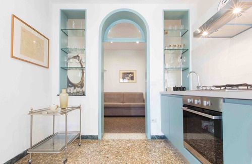 Dorsoduro Apartment | Ca Grimani Private Terrace and Great Canal View