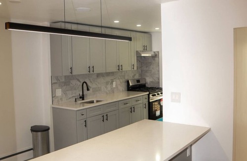 Canarsie House | Calm 1-bedroom private room located in a house in Brooklyn with AC, WiFi