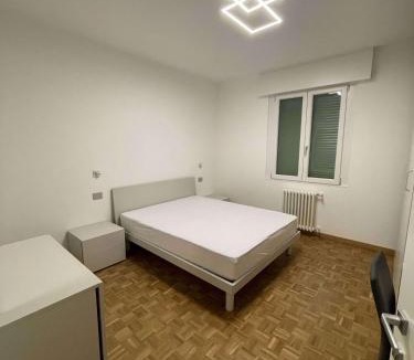 Legnago Apartment | Camera Samantha Legnago