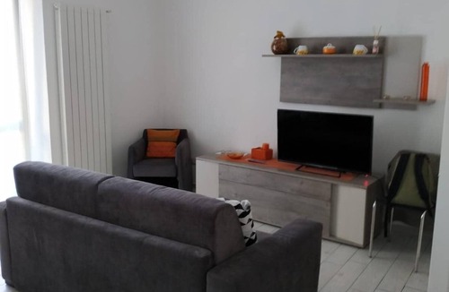 Carciano Apartment | Canada modern apartment near the lake in Carciano