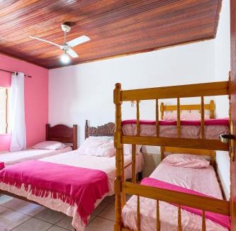 Jabaquara House | Casa Alfazema Praia Jabaquara e perto do centro