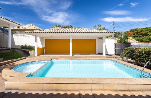 Camboinhas House | Casa Amarela Camboinhas, comfort and leisure