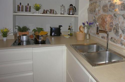 Torri del Benaco Apartment | Casa Antiche Mura