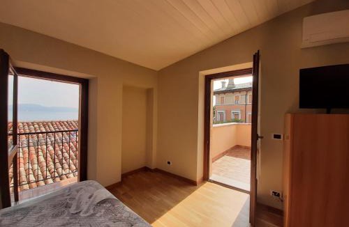 Gargnano Apartment | Casa castel