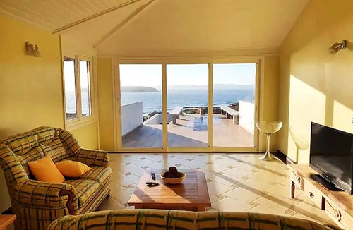 Rasa Ski Chalet | Casa com piscina e churrasqueira em Búzios/RJ